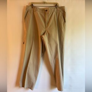 G.H.BASS & CO.  MENS CAUSAL KHAKI SIZE 42WX32L 100% COTTON FROM(2018)